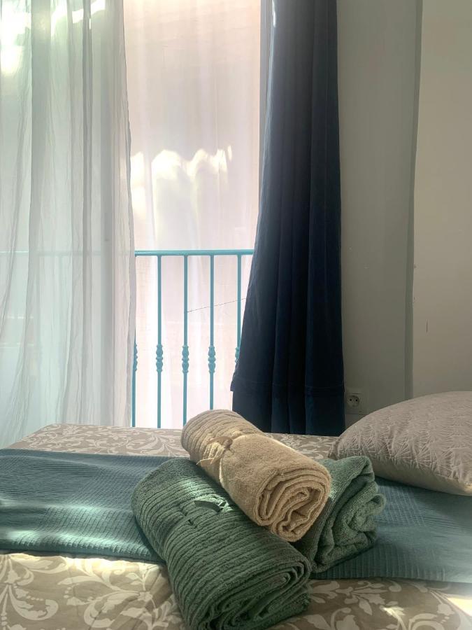 La Gitana Y El Rey Sol Apartment Malaga Bagian luar foto